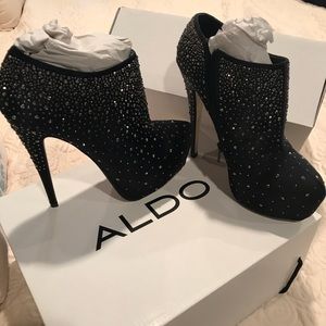 Aldo Ayarza booties